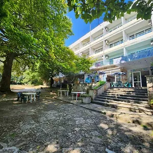 https://park-hotel-rusalka.varna-hotels.com
