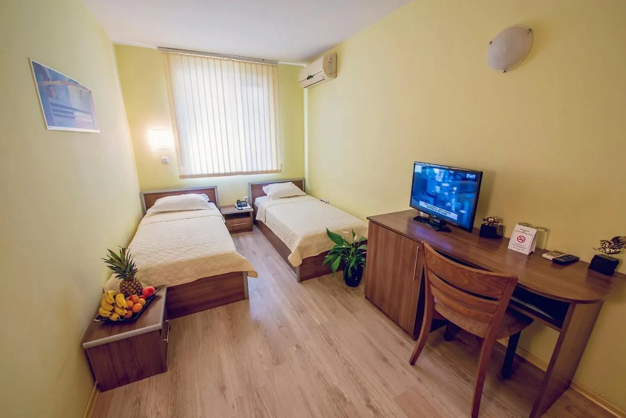 Family Hotel Gran Ivan Варна 3*,  Болгария