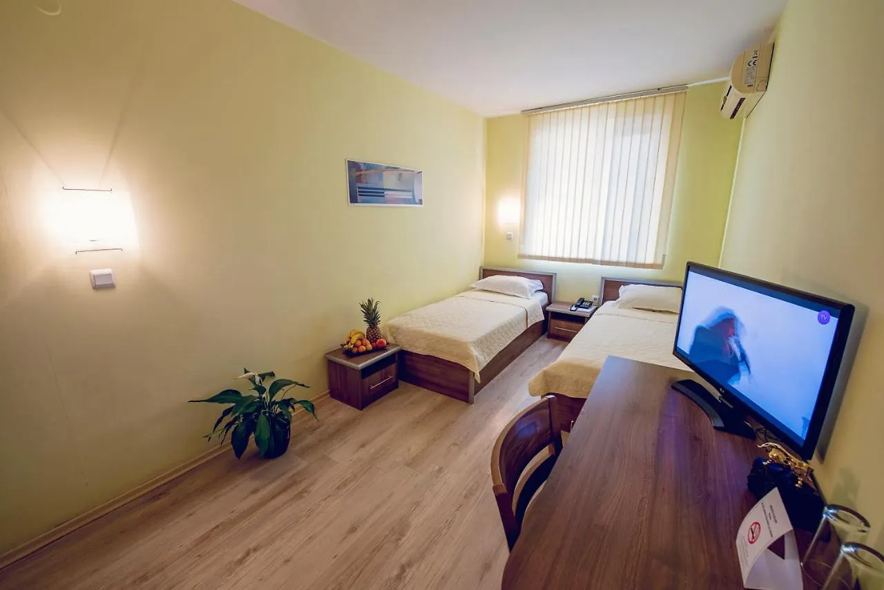 Family Hotel Gran Ivan Варна 3*,  Болгария