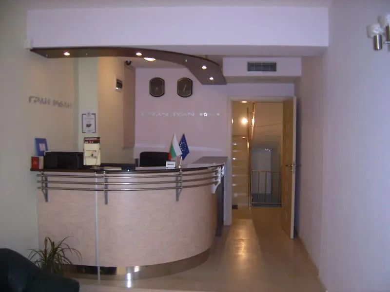 Family Hotel Gran Ivan Варна